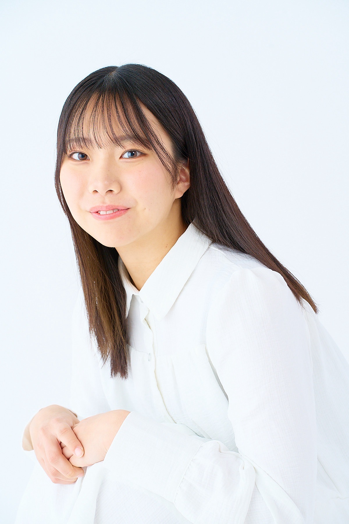 平 彩葉